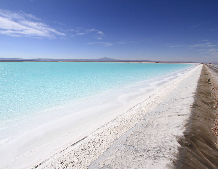 Salmuera del Salar de Atacama que explica su diferencia con el agua continental