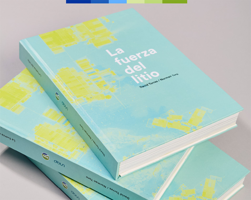 Evento de lanzamiento del libro La Fuerza del Litio sobre la industria del litio.