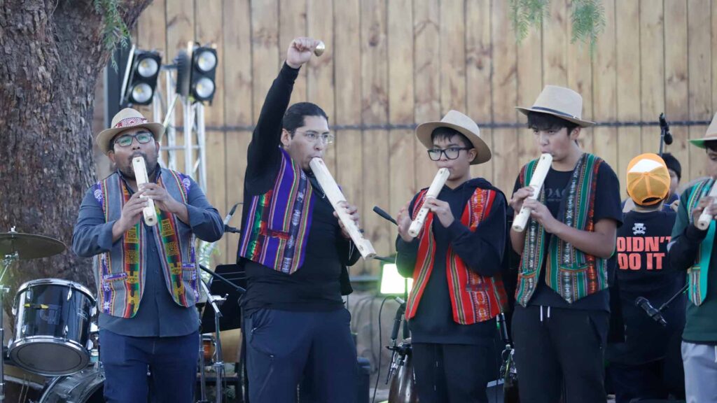 Comunidad del pueblo atacameño celebra la inauguración del nuevo Espacio Cultural en San Pedro de Atacama.